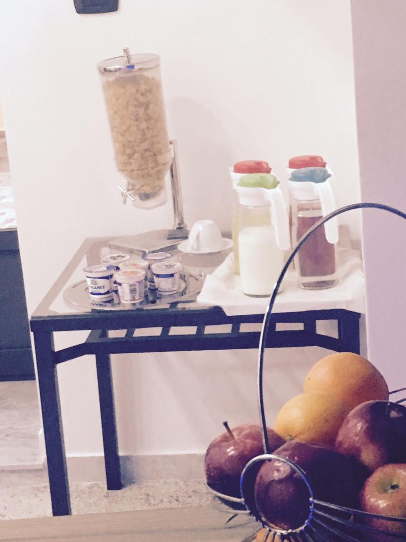 Mb95 - Mezzocannone Luxurious Bed&Breakfast Napoli Bagian luar foto
