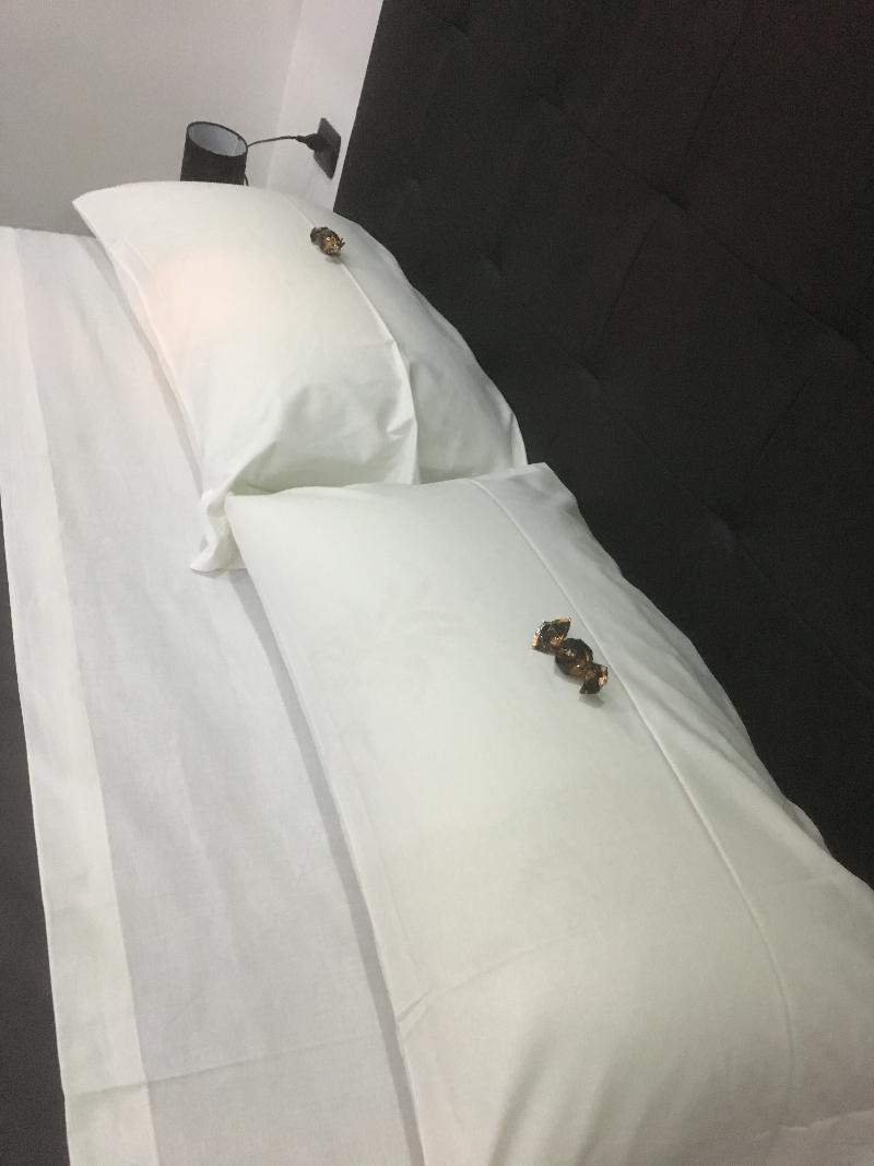 Mb95 - Mezzocannone Luxurious Bed&Breakfast Napoli Bagian luar foto