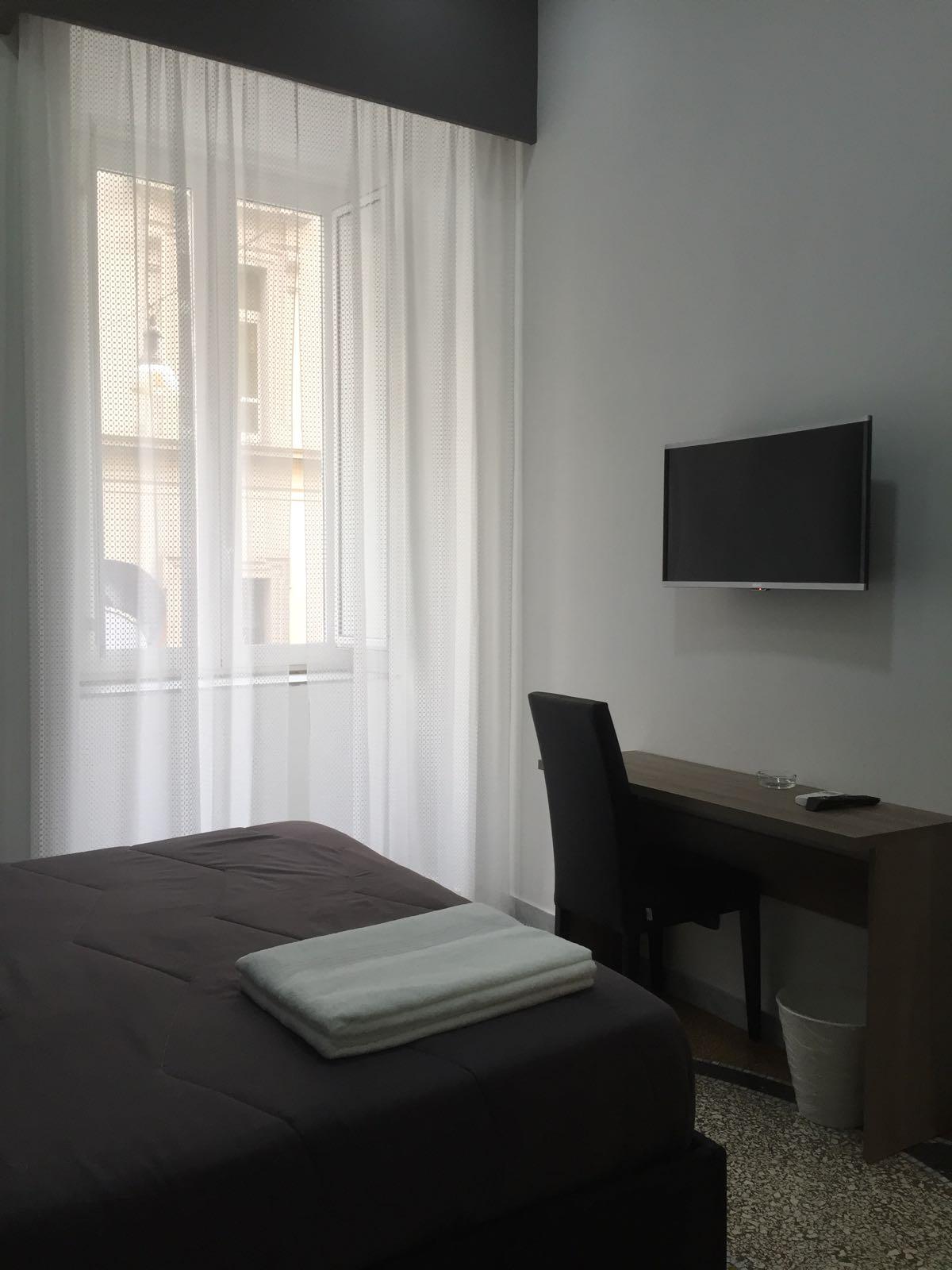 Mb95 - Mezzocannone Luxurious Bed&Breakfast Napoli Bagian luar foto
