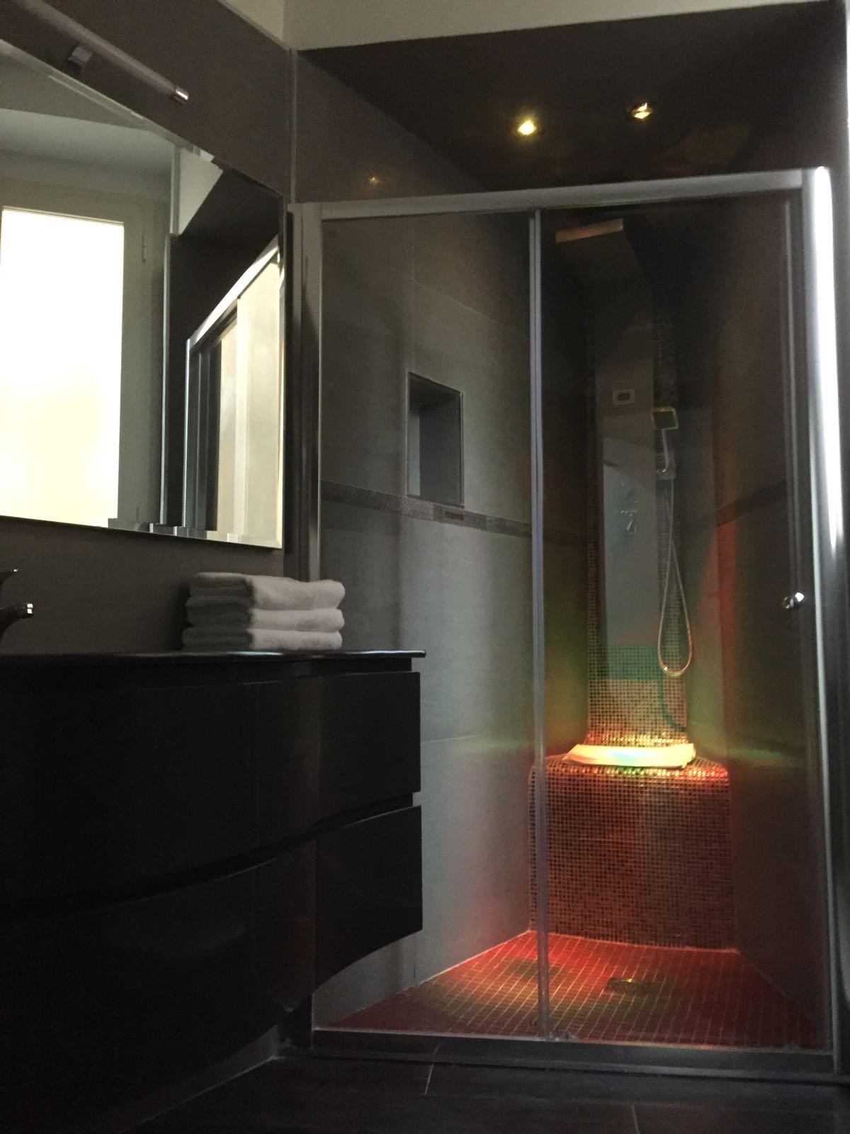 Mb95 - Mezzocannone Luxurious Bed&Breakfast Napoli Bagian luar foto