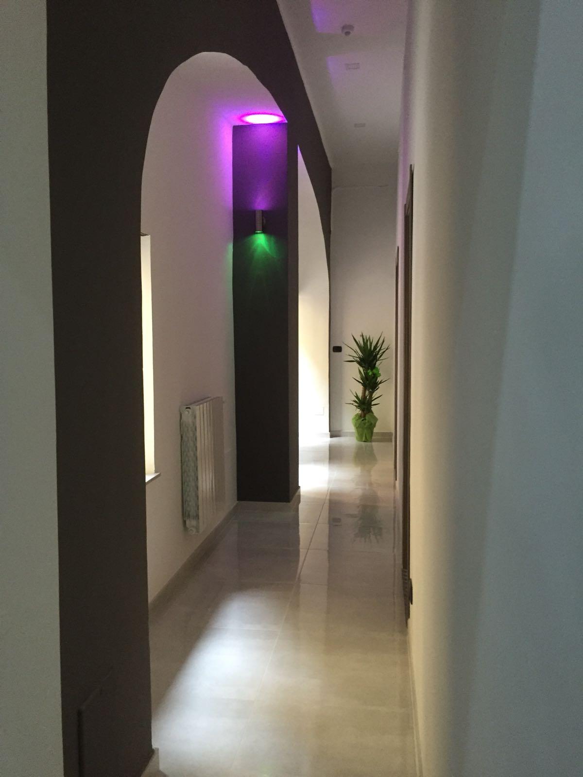 Mb95 - Mezzocannone Luxurious Bed&Breakfast Napoli Bagian luar foto
